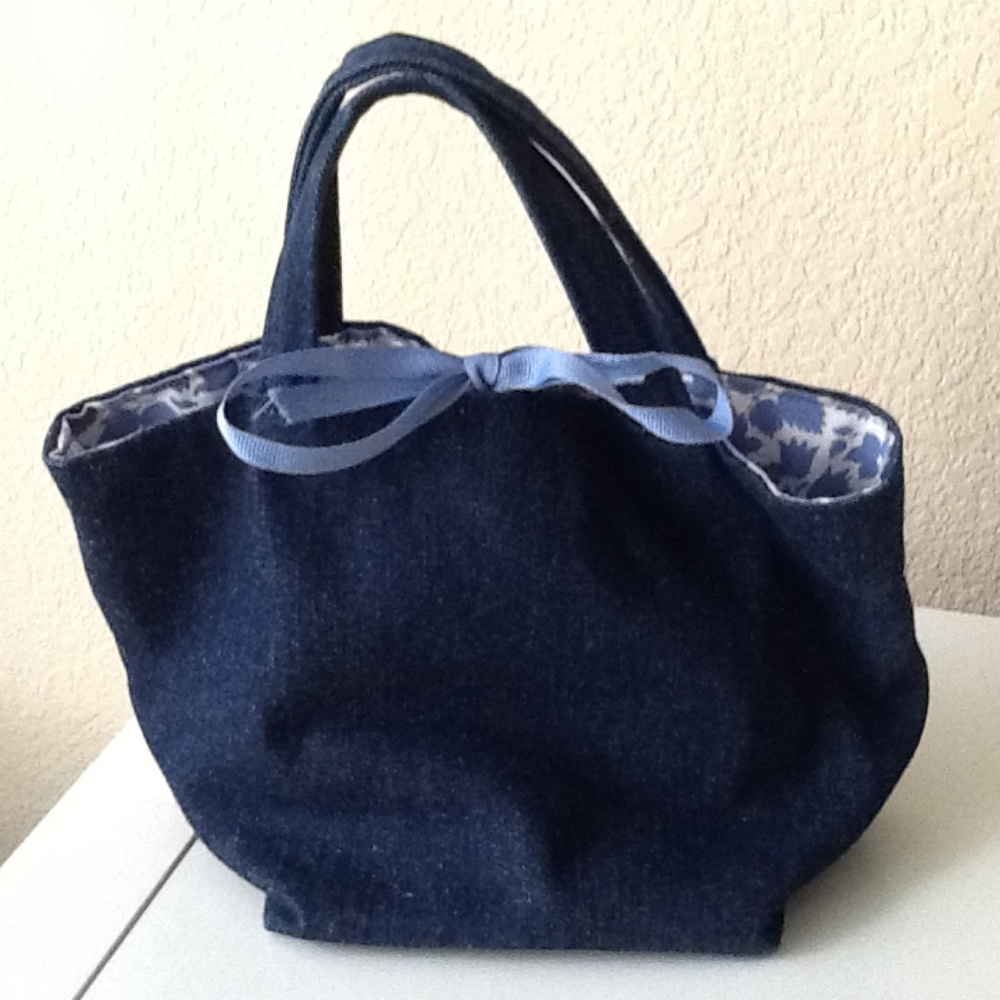 Laura Ashley blue handbag